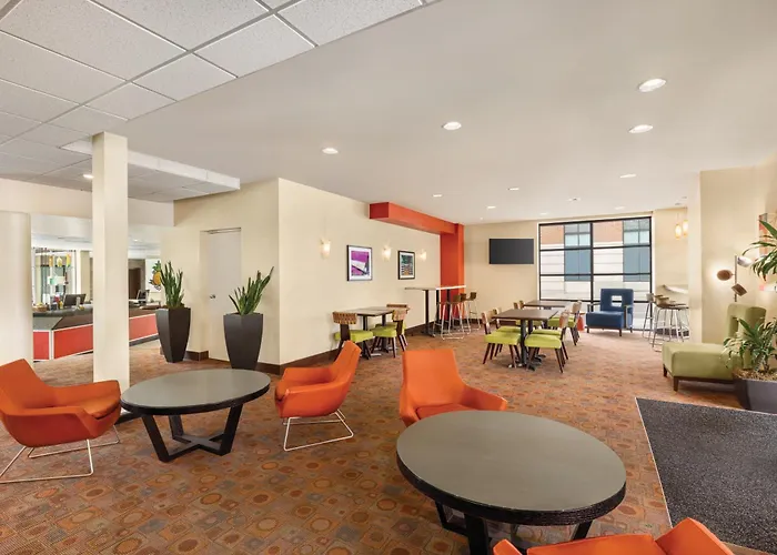 Staypineapple, University Inn, University District Seattle